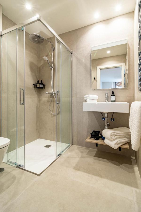 Seaclub Suites Estepona By Roomservices Exterior photo